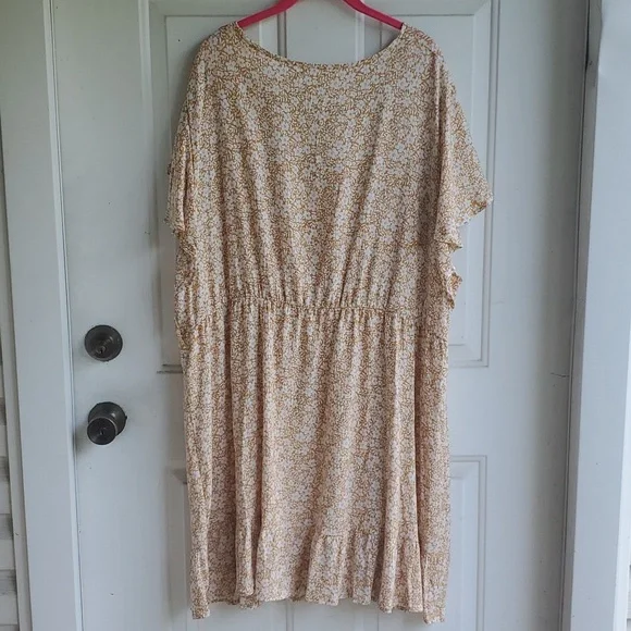 Floral Print Dress - Picture 6 of 6